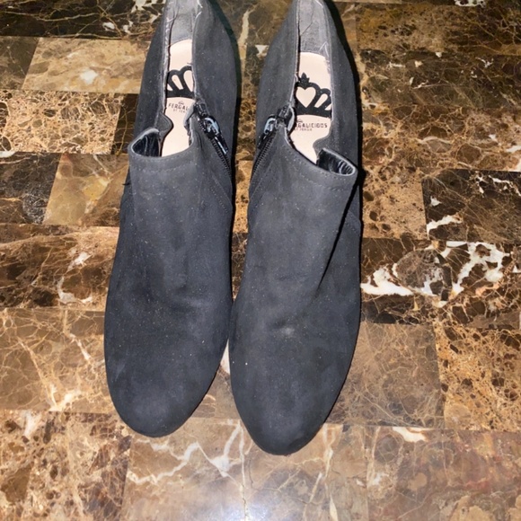 Fegalicious by Fergie heel booties - Picture 2 of 6